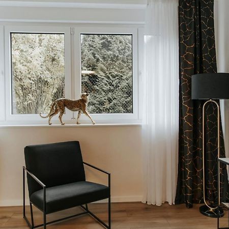 BlumenRaum - Ferienwohnung In كارلسروه المظهر الخارجي الصورة